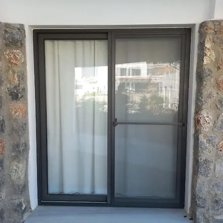 Deja Blue Phase 2 Block C No 4 * Kalogrea